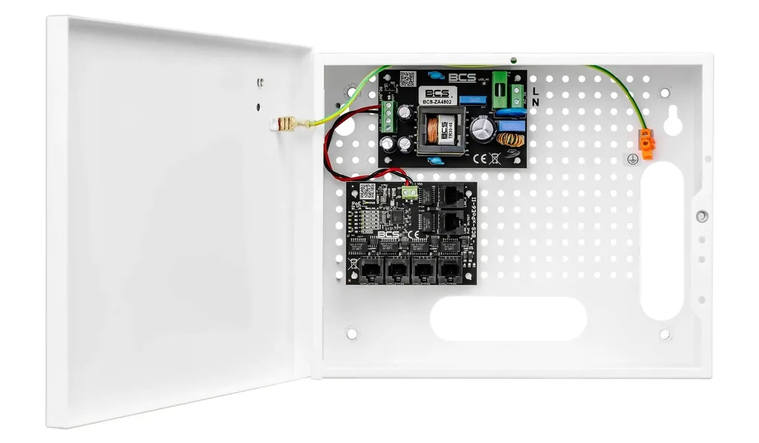 zasilacz-dla-4-kamer-poe-bcs-ip4-e-s-stan-nowy