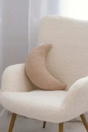 poduszka-ksiezyc-dekoracyjna-boucle-beige