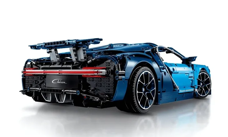 lego-technic-42083-bugatti-chiron-liczba-elementow-3599