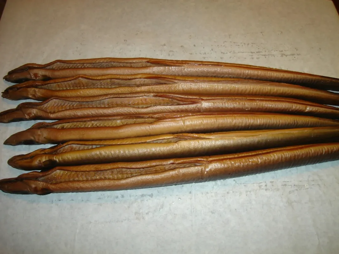 wegorz-wedzony-na-goraco-1kg