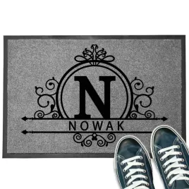 wycieraczka-monochrom-drzwi-40x60-z-twoim-nazwiskiem-unikalny-design-wz