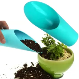 mala-lopatka-do-przesadzania-roslin-balkonowych-doniczkowych-ogrodowych