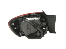 lampa-zespolonych-swiatel-tylnych-045115-val