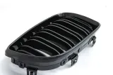 grill-nerki-black-polysk-do-bmw-e87-e81-e82-07-11-strona-zabudowy-przod