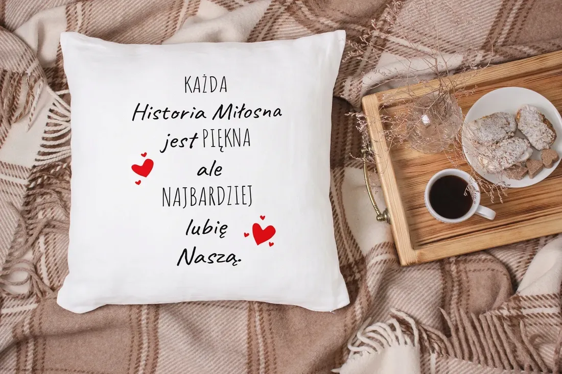 poduszka-na-walentynki-prezent-stan-nowy