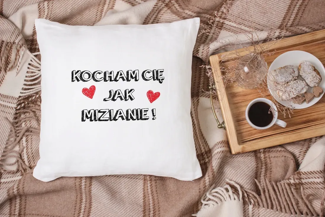 poduszka-na-walentynki-prezent-stan-nowy