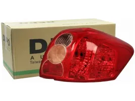lampa-tylna-prawa-toyota-auris-2006-