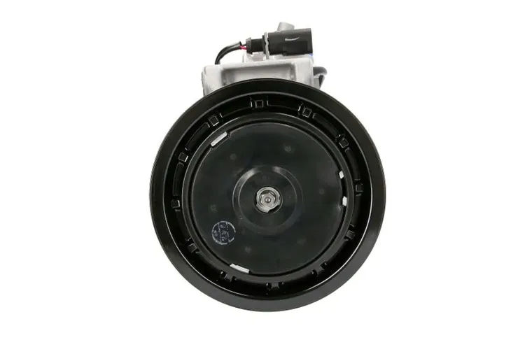 kompresor-klimatyzacji-dcp02033-den-producent-czesci-denso