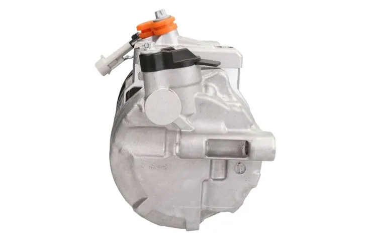 kompresor-klimatyzacji-dcp23025-jakosc-czesci-zgodnie-z-gvo-q-oryginal-z-logo-producenta-czesci-oem-oes