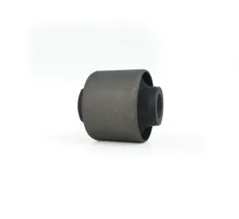 toyota-land-cruiser-80-105-tuleja-przedniego-wahacza-przy-nadwoziu-ironma