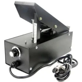 zdalne-sterowanie-nozne-thf335-2pin-3pin-magnum