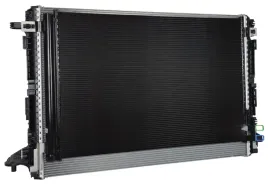 chlodnica-klimatyzacja-audi-q7-rsq7-q8-rsq8-lamborghini-urus-4m0121251m