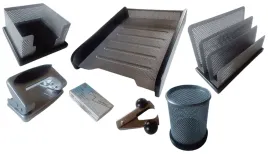 zestaw-srebrnych-estetycznych-przybornikow-biurowych-na-prezent-upominek