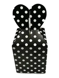 pudelko-prezentowe-w-kropki-z-sercem-czarne