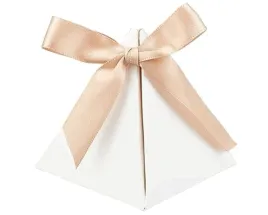 male-pudelko-prezentowe-piramida-biala