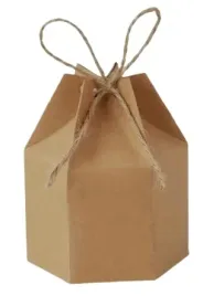 pudelko-prezentowe-kraft-szescioboczne-ze-sznurkiem