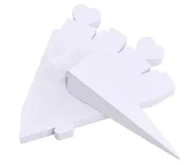 maly-rozek-tekturowy-kolor-bialy-do-bardzo-drobnych-upominkow