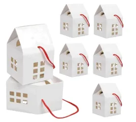 pudelko-prezentowe-bialy-domek-z-czerwonym-sznurkiem