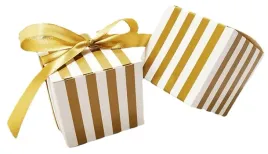 male-pudelko-prezentowe-w-zlote-paski-wstazka