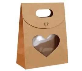 pudelko-prezentowe-kraft-z-duzym-sercem-65-12-16-cm