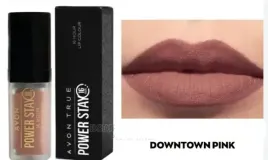 avon-power-stay-matowa-szminka-downtown-pink