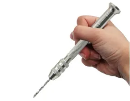 reczna-mini-wiertarka-do-rekodziela