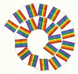 girlanda-z-flagami-teczy-lgbt