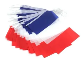 francja-girlanda-z-flagami-francji