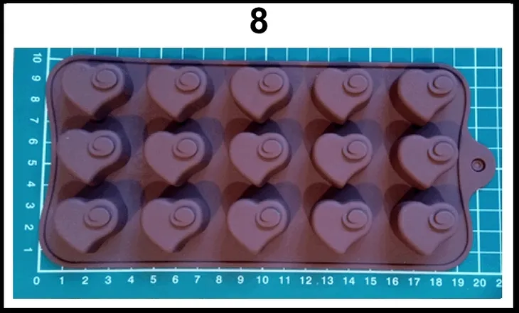 forma-silikonowa-do-pralinek-wzory-typ-figurki-rodzaj-ozdoby-czekoladowe