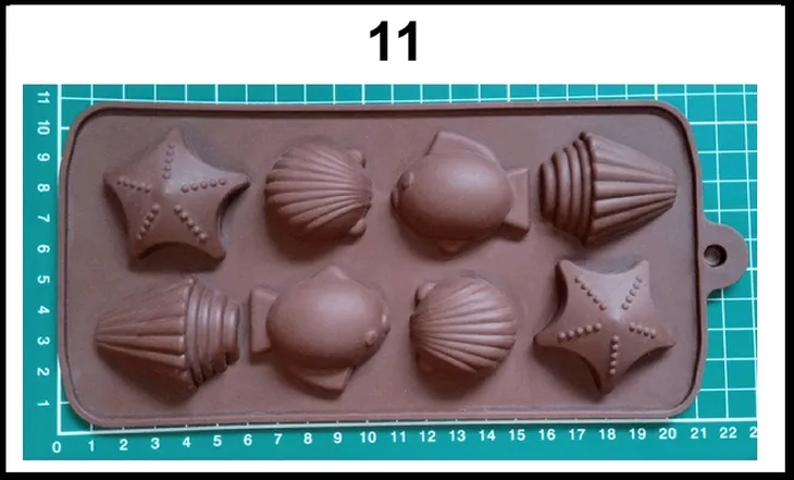 forma-silikonowa-do-pralinek-wzory-stan-nowy-rodzaj-ozdoby-czekoladowe