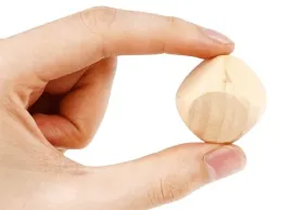 kostka-do-gry-drewniana-18-cm