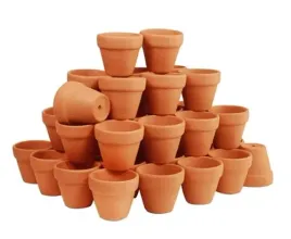 male-doniczki-wysokosc-6-cm-do-figurek-ozdob-nasadzen