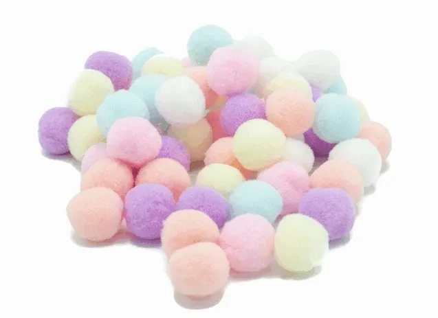 pastelki-mocno-pastelowe-pompony-2-cm