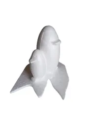 dwa-pingwiny-na-krze-a-wszystko-ze-styropianu