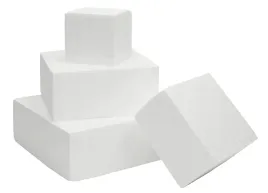 mala-wieza-z-kwadratow-styropianowych-10-cm