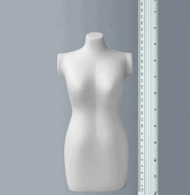 mini-manekin-styropianowy-25x12-cm-stan-nowy