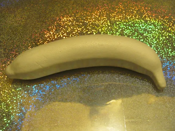 banan-styropianowy-do-ozdabiania