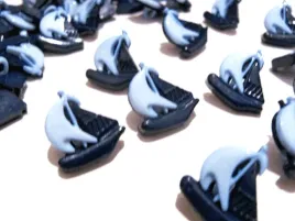 10-w-skali-beauforta-guziki-scrapbooking