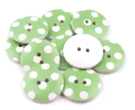 muchomorki-male-drewniane-guziki-w-duze-kropki