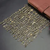 ok-125-miniaturowych-kluczy-kolor-zolty