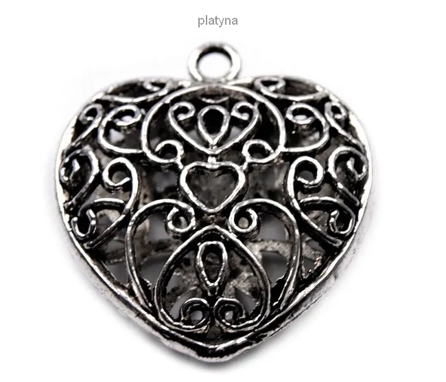 zawieszka-serce-30-x-30mm-stan-nowy