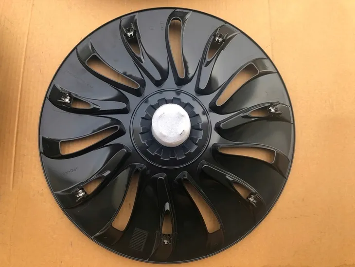 kolpaki-oslony-komplet-emblematy-kola-felgi-cal-19-do-tesla-model-y-2018-24-liczba-sztuk-4-szt-stan-nowy