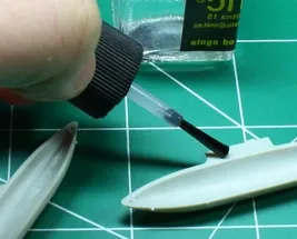 klej-modelarski-z-pedzelkiem