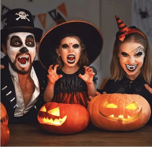 zeby-wampira-i-drakuli-stan-nowy