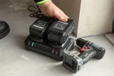 ladowarka-podwojna-do-akumulatorow-energy-certyfikat-ce-weee-marka-graphite