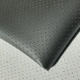 eko-skora-derma-filtr-uv-perforowany-material-tapicerski-czarny-05mb