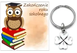 prezent-zakonczenie-roku-szkolnego-dzien-dziecka-brelok-uczen-koniczyna