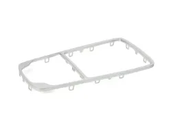 ramka-mocujaca-chrom-tunelu-srodkowego-audi-a3-oe