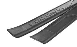 listwy-nakladki-progowe-skoda-octavia-oe