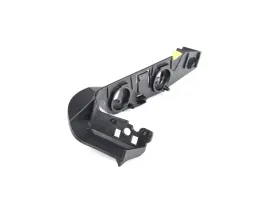 slizg-prowadnica-mocowanie-zderzaka-blotnika-przod-prawa-audi-a5-oe